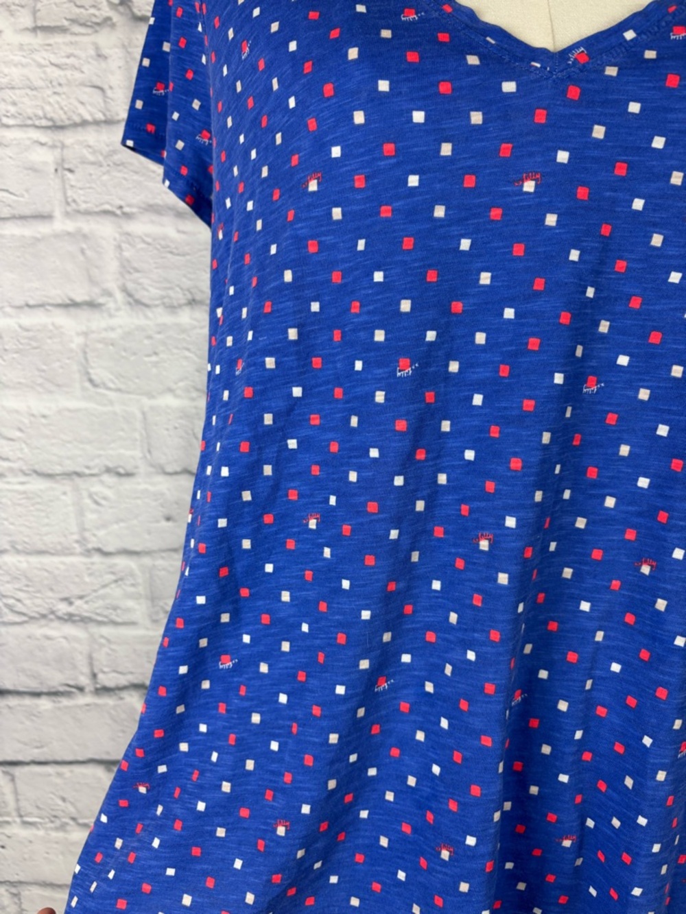 Lilly Pulitzer Etta V-neck Top Borealis Blue Lilly Squared print size L - Picture 4 of 8